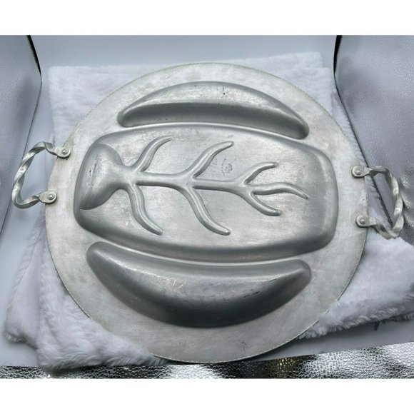 Oval Henry & Miller Kraftware Mid Century Aluminum Large Serving Tray Platter - Picture 2 of 5